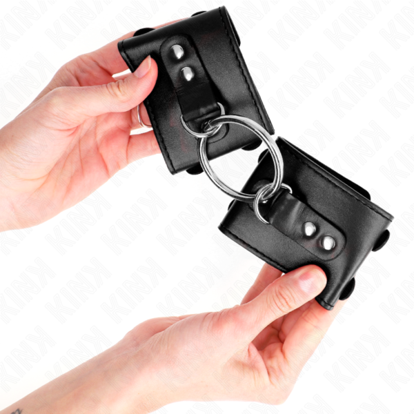 KINK - FIXED WRIST RESTRAINTS WITH RING AND STUDS ADJUSTABLE BLACK 17-22 CM X 6.5 CM - Image 3