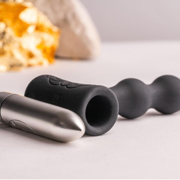 ROCKS- OFF - PETITE SENSATIONS PEARLS ANAL PLUG VIBRATOR BLACK - Image 5