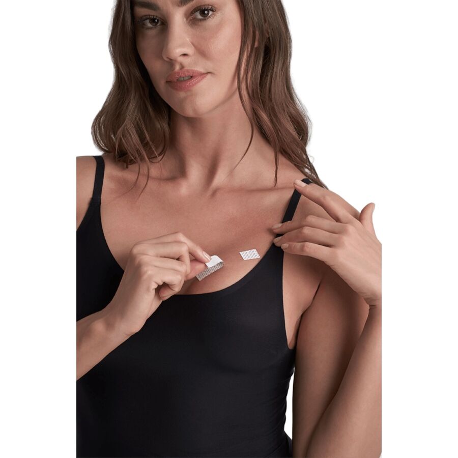 BYE-BRA - DRESS TAPE WITH DISPENSER ONE SIZE - Image 2